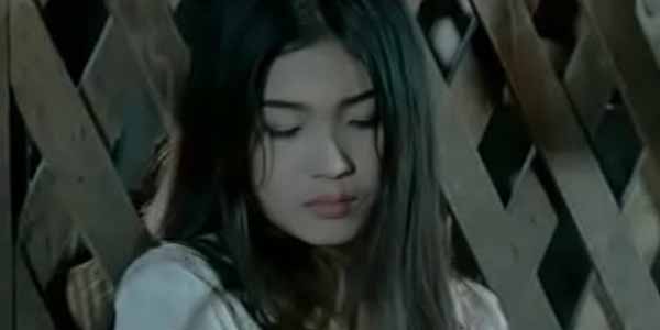 หนังอาร์ไทยเก่า สาวบ้าน ๆ อยากโดนเปิดบริสุทธิ์ จัดหนักกระซากซิงแฟนสาว