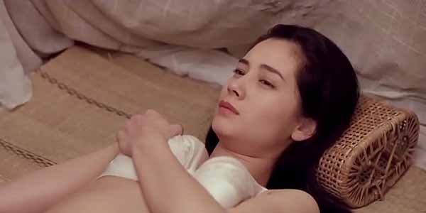 หนังอาร์หนังใหม่หนังดัง หลวงจีนตัณหากลับรุมเย็ดหีสาว ผลัดกันนอนเย็ดหีสด