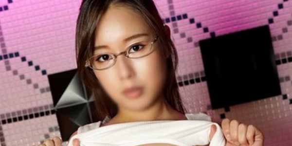 หนัง AV UNCEN HD FC2-PPV-2707706 สาวแว่นสุดแซ่ยนัดหนุ่มหื่นตัวแสบมาเยส