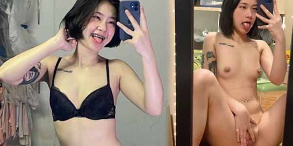 รูปโป้สาวไทย สาวผมสั้นแหวกหีโชว์ นั่่งแหวกหีถ่ายรูปโป๊โชว์หีบานหน้ากระจก