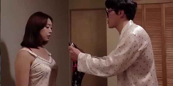 หนังอาเกาหลีใหม่ หนุ่มเนิร์ดชวนสาวแซ่บมาเย้ดกัน เล่นเสียวนอนเอากันในบ้าน