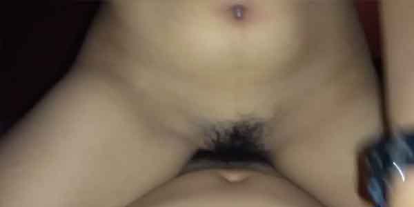 คลิปโป๊คนไทย สาวเงี่ยนขึ้นควยขย่มโคตรมันส์ จัดหนักกระแทกหีสวยไม่ยั้ง