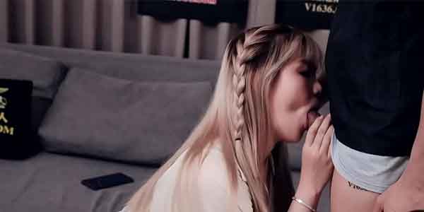 หนัง pron xnxzxnxx ไอดอลสาวน่ารักเย็ดกันกับแฟน นอนเยสสดกันจนน้ำแตก