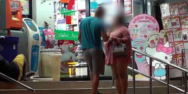 หนังไทยโป้ หนุ่มหื่นเย็ดจัดหนักสาววัยรุ่น ฝรั่งชวนสาวไทยมาเย๊ด นอนซอยหีรัวโคตรเสียว