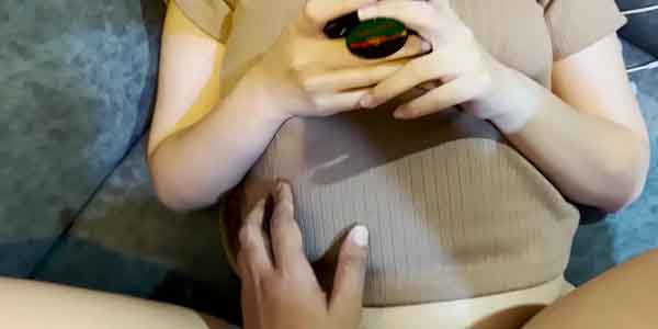 สาวนอนอ้าหีให้แฟนหนุ่มจัดหนัก แฟนจับเย็ดตอนเล่นเกมส์ เยดสุดมันจนแตกใน