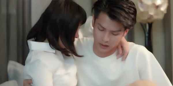 นัดสาววัยรุ่นจีนมานอนเย้ดเล่นเสียวเอากันกลางบ้านฟิน ๆ TWA006