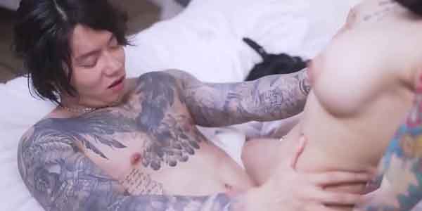 สาวจีนแก้ผ้าให้หนุ่มควยใหญ่จับเย้ดแรง ๆ เด้าหีรัวล่อกันจนแตก MAN-0008