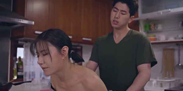 หนุ่มชวนแฟนสาวร่านมานอนเย้ด จัดกันฟิน ๆ ในวันหยุด เยสหีแฟนเงี่ยนกลางบ้าน